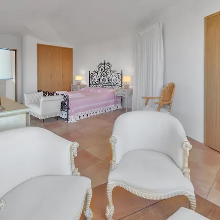 فيلة Lusso - Centro Vista Yacht بورتو كيرفو