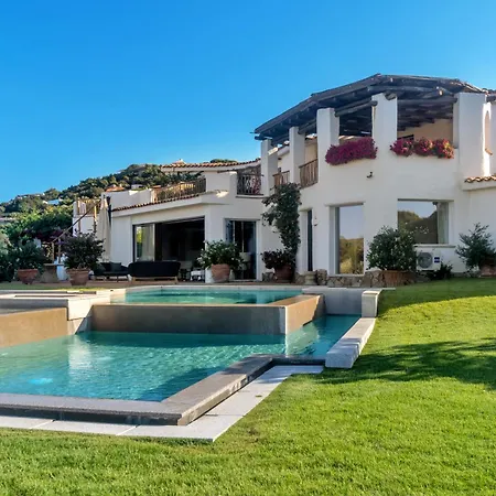 Lusso - Centro Vista Yacht * بورتو كيرفو